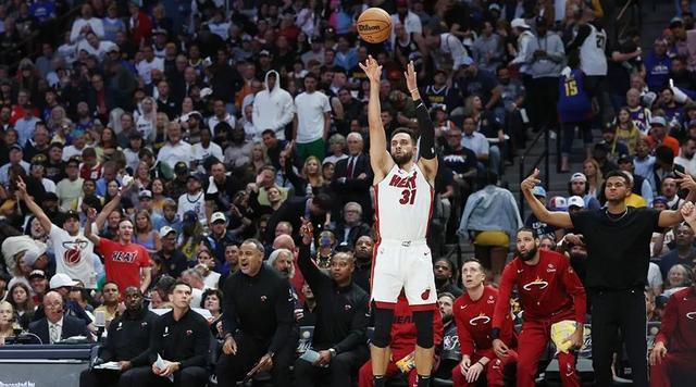 九游体育：德甲帕德博恩的防守体系与改进空间的简单介绍