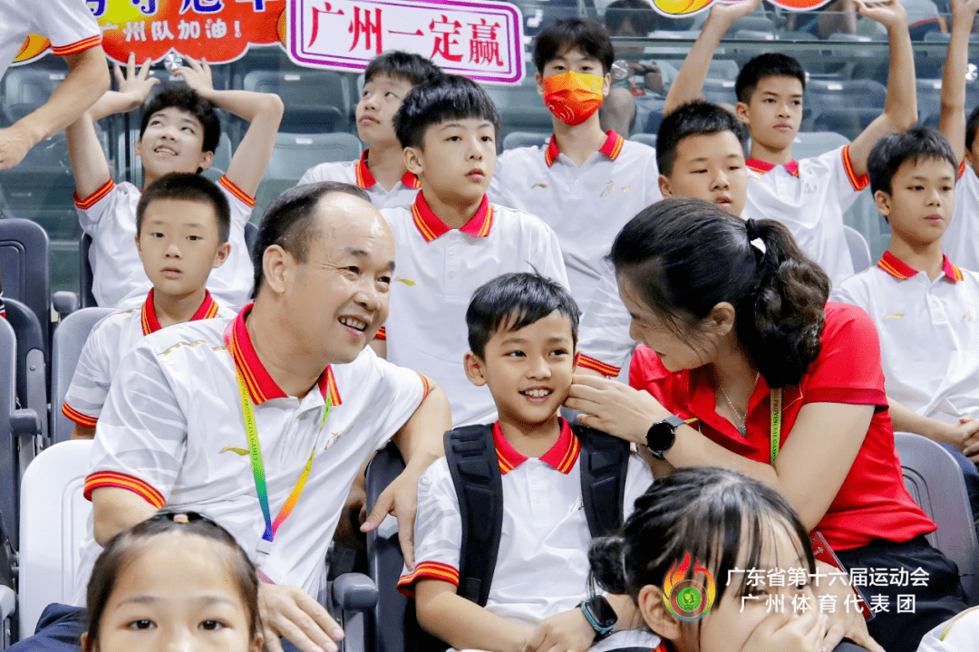 九游体育:电竞蓝海：新兴市场举办的地方性比赛引发热潮的简单介绍