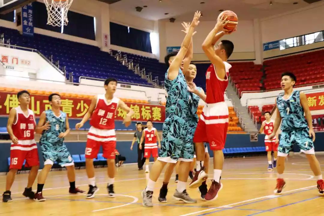 包含九游体育：中国篮球裁判：公正执法，维护比赛公平，提升职业素养，保障联赛健康发展的词条