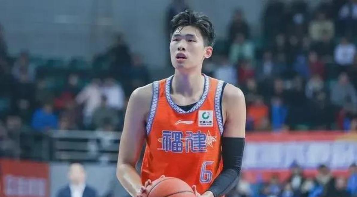 九游体育：CBA选秀：新秀的机遇与挑战，能否在CBA站稳脚跟？的简单介绍