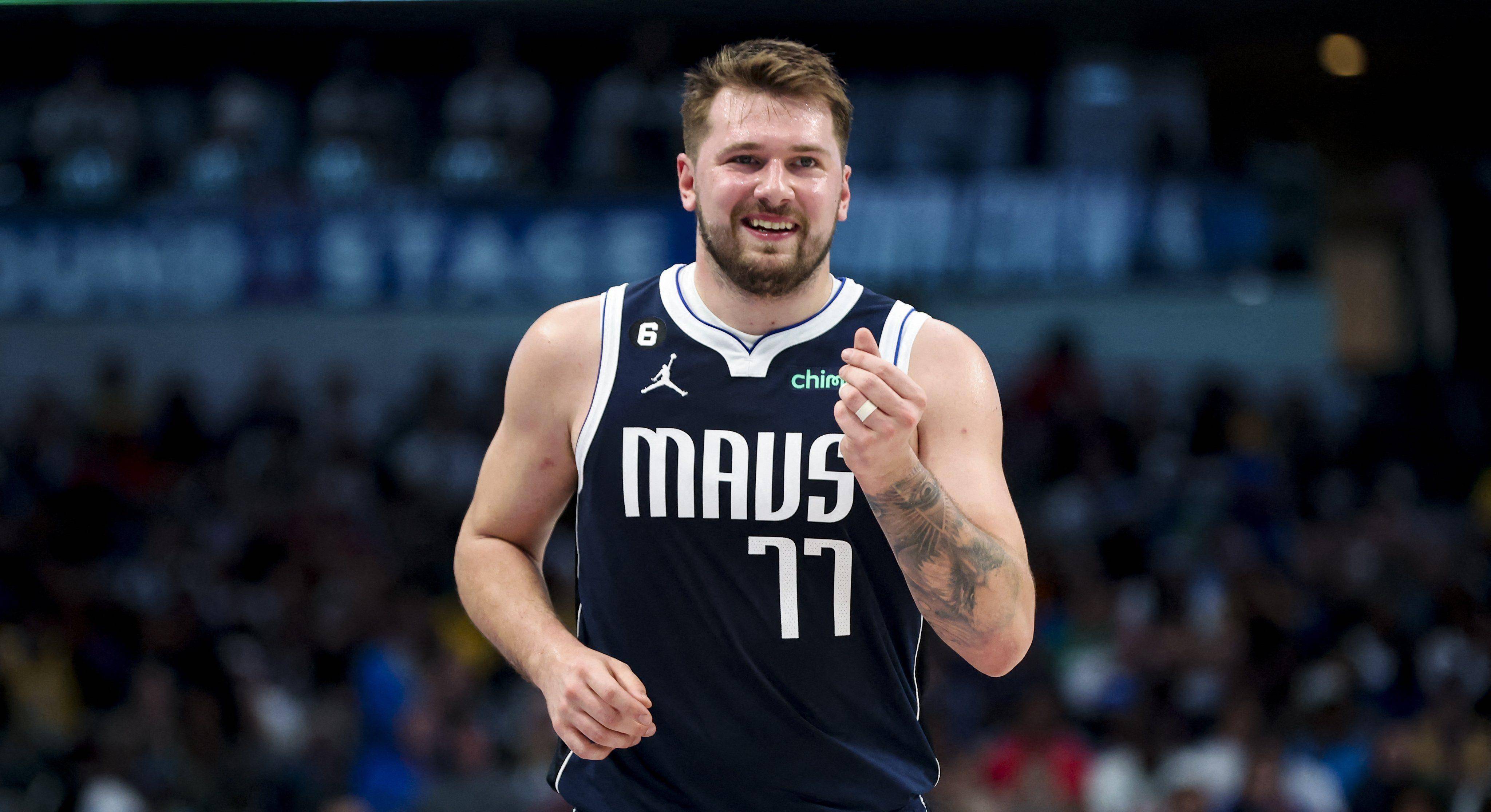 包含九游体育:数据分析:东契奇上赛季助攻数创新高,但失误也增多的词条 包含九游体育:数据分析:东契奇上赛季助攻数创新高,但失误也增多的词条