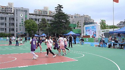 九游体育：校园篮球特色学校建设，培养学生篮球兴趣的简单介绍