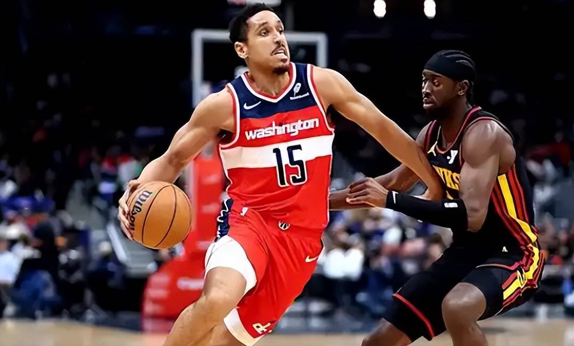 包含拉塞尔：勇士的控卫新星的词条