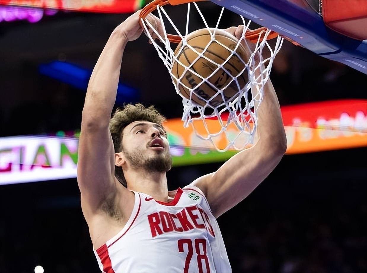 九游体育:凯尔特人队防守策略:如何限制对手的得分后卫? 九游体育:凯尔特人队防守策略:如何限制对手的得分后卫?