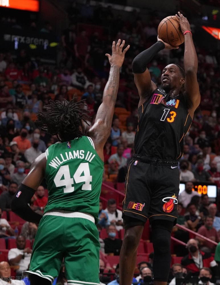 关于九游体育:凯尔特人队斯玛特的防守强度:能否在新球队延续铁血防守,成为防守核心?的信息 关于九游体育:凯尔特人队斯玛特的防守强度:能否在新球队延续铁血防守,成为防守核心?的信息