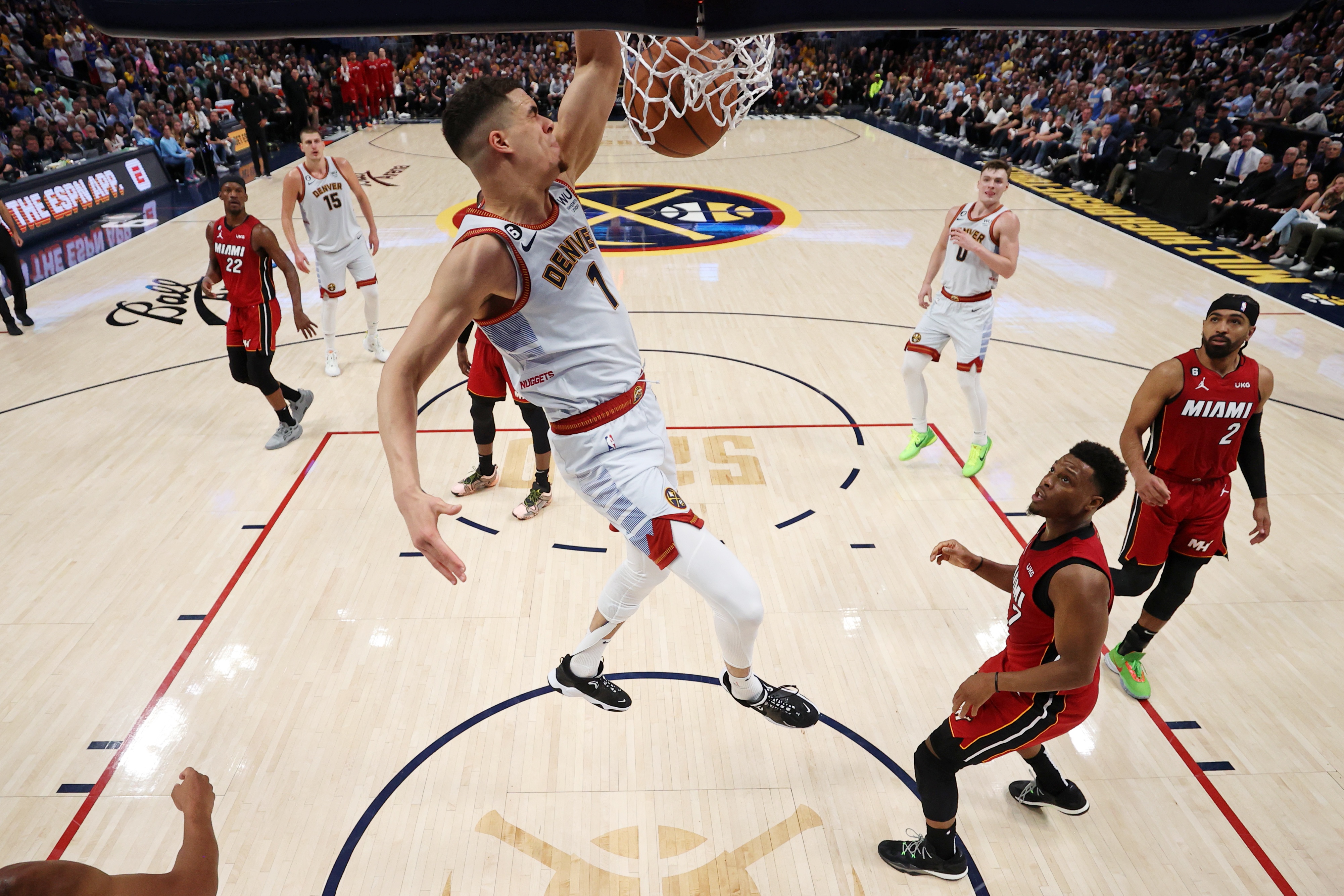 包含九游体育:NBA总决赛G7:史诗对决,谁将问鼎奥布莱恩杯?的词条 包含九游体育:NBA总决赛G7:史诗对决,谁将问鼎奥布莱恩杯?的词条