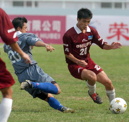九游体育:中国足球联赛薪酬体系的公平性与激励效应:基于回归分析的简单介绍 九游体育:中国足球联赛薪酬体系的公平性与激励效应:基于回归分析的简单介绍