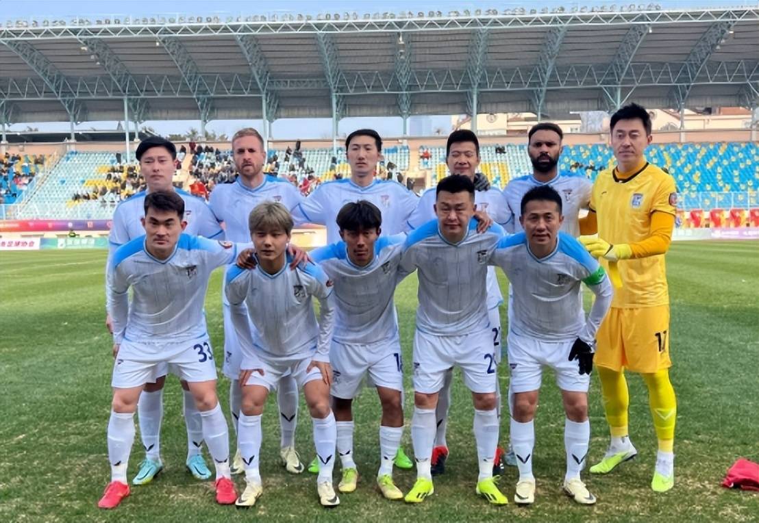 九游体育:中甲劲旅“蓄势待发”，球迷：期待他们能实现冲超梦想！的简单介绍