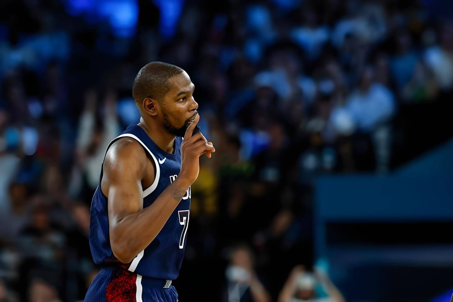 九游体育：球星访谈：杜兰特谈加盟太阳队的挑战和机遇