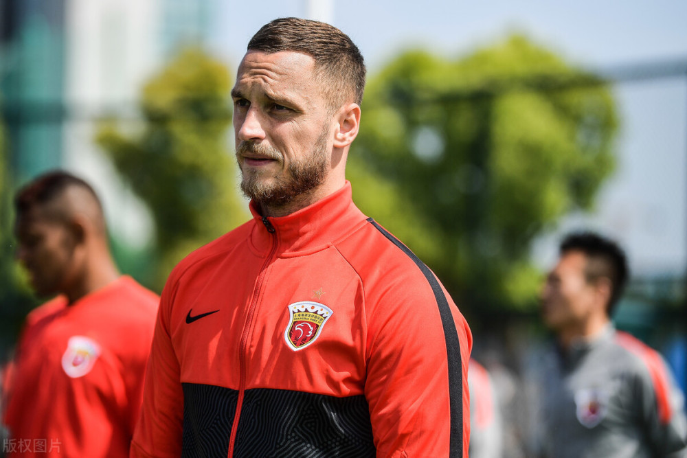 九游体育:意甲佩斯卡拉的转会策略与球队重建 九游体育:意甲佩斯卡拉的转会策略与球队重建