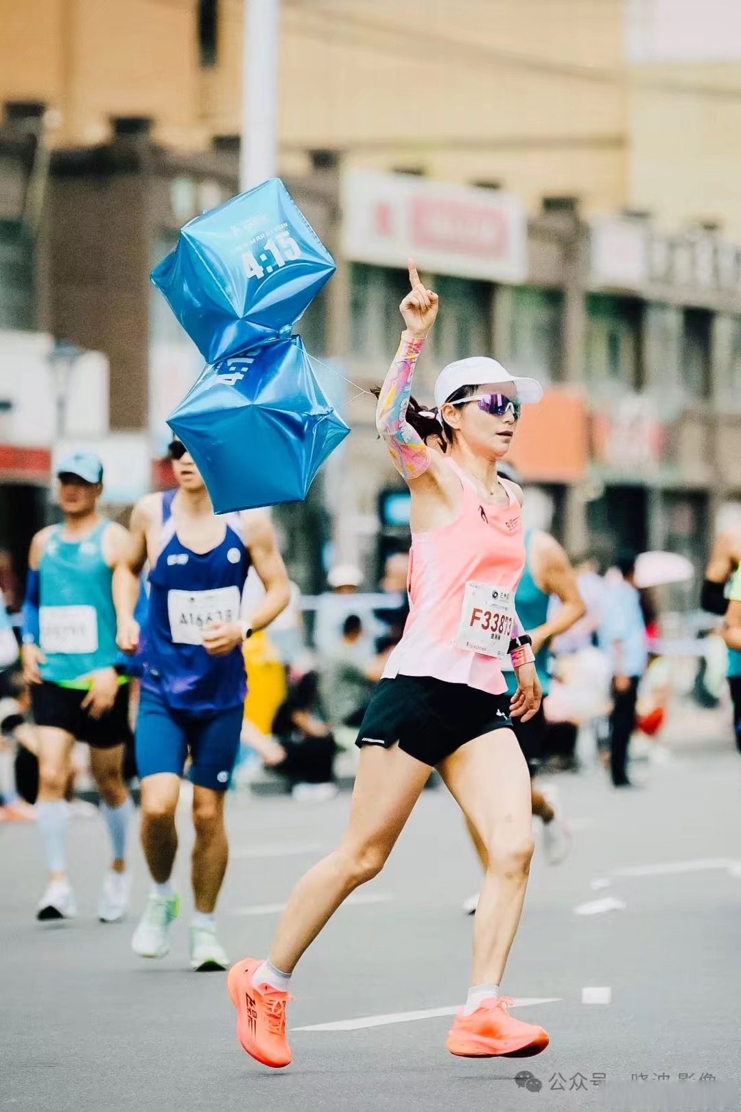包含九游体育:国际马拉松赛事的流行，参赛者的心声的词条