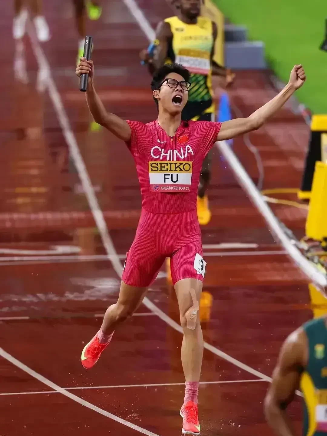 包含九游体育:田径的精神与信念，运动员的坚持与梦想的词条